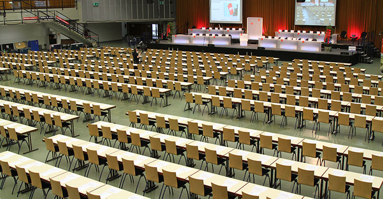 Bestuhlung Firmentagung in der Friedrich-Eberthalle in Ludwigshafen