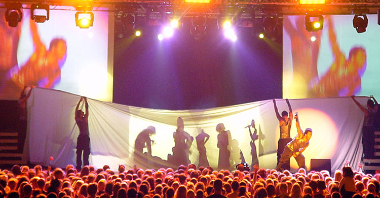 Einen gro&szlig;en Erfahrungsschatz in Sachen B&uuml;hnentechnik hat die Eberthalle.